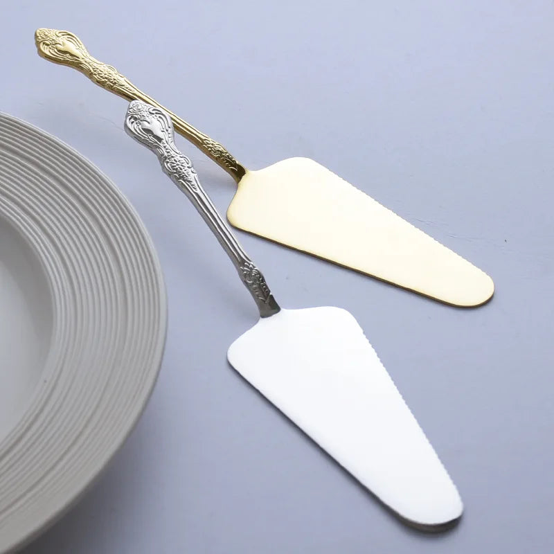 Retro Gold Cake Shovel