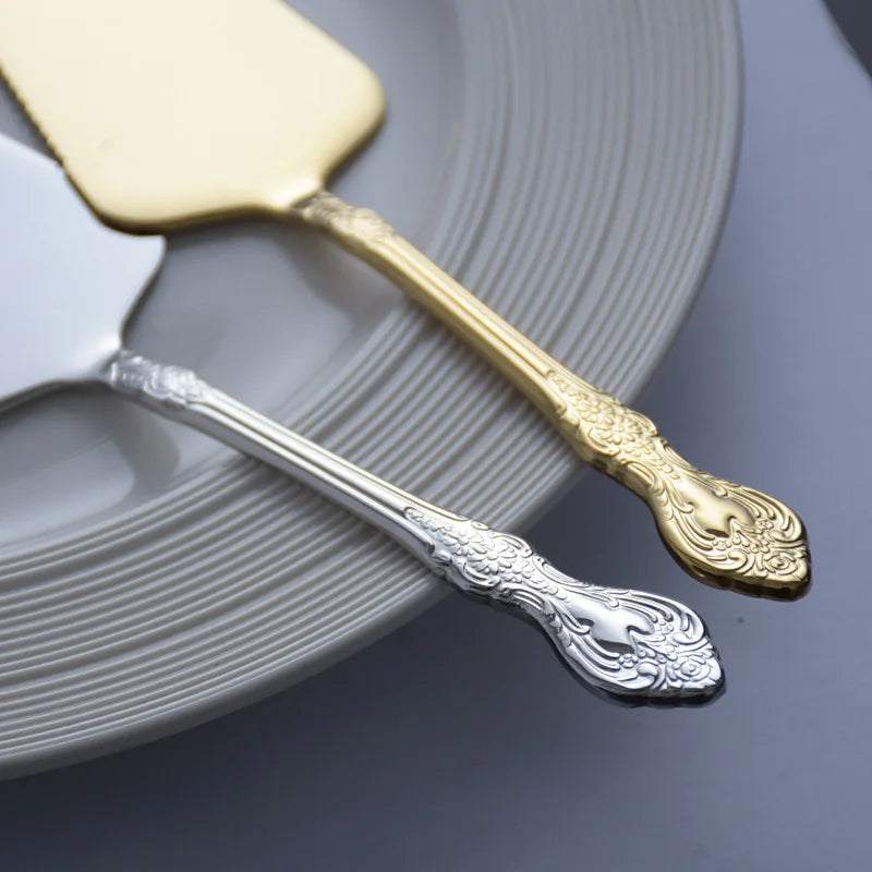 Retro Gold Cake Shovel